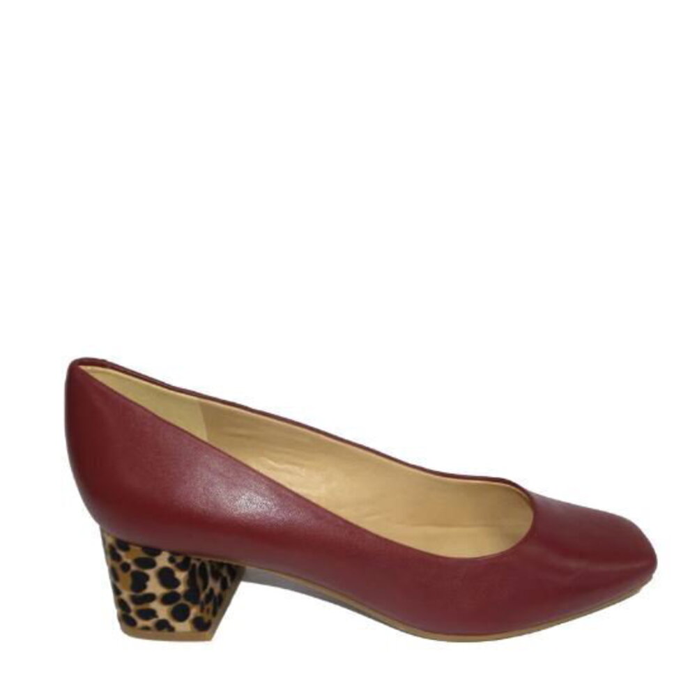 Isaac Mizrahi Leather Pump with Leopard Block Heel Mahogany - Medium - Picture 3 of 7